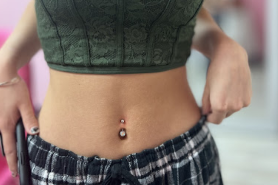 Svc3 belly piercing Sld2